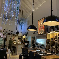 La Casa del Rey - Dining and bar area