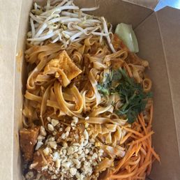 Pad Thai with tofu Pad Thai with tofu