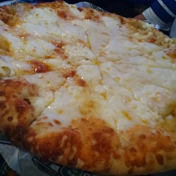 Perri's Pizzeria Pub - Garlic 4 cheese, fantastic - Pizza Near Me - Rochester, New York Perri's Pizzeria Pub - Garlic 4 cheese, fantastic - Pizza Near Me - Rochester, New York