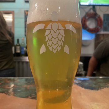 Salty Turtle Beer Company - Pilsner - Breweries Near Me - Surf City, North Carolina Salty Turtle Beer Company - Pilsner - Breweries Near Me - Surf City, North Carolina