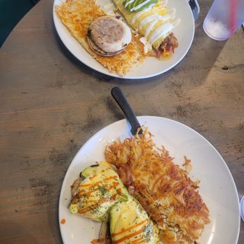 Broken Yolk Cafe - Breakfast & Brunch Near Me - Costa Mesa, California
