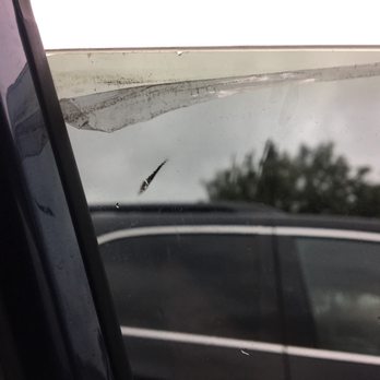 Quality Custom Window Tinting - Peeling and bubbling on top of window. Owner says to find another 3M dealer to fix it. - Auto Glass Services Near Me - Fort Myers, Florida Quality Custom Window Tinting - Peeling and bubbling on top of window. Owner says to find another 3M dealer to fix it. - Auto Glass Services Near Me - Fort Myers, Florida