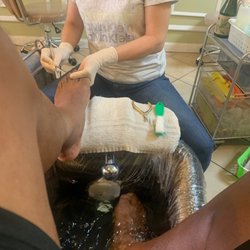 Custom Nails - Pedi/Mani time