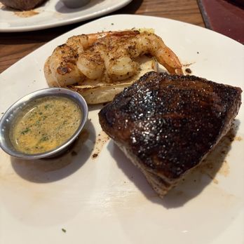 Outback Steakhouse - 05/10/2026: 9oz Sirloin & Grilled Shrimp - Steakhouses Near Me - Lakewood, California Outback Steakhouse - 05/10/2026: 9oz Sirloin & Grilled Shrimp - Steakhouses Near Me - Lakewood, California