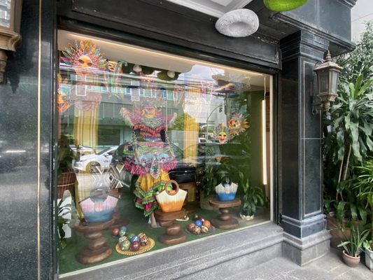 Balikbayan Handicrafts by null