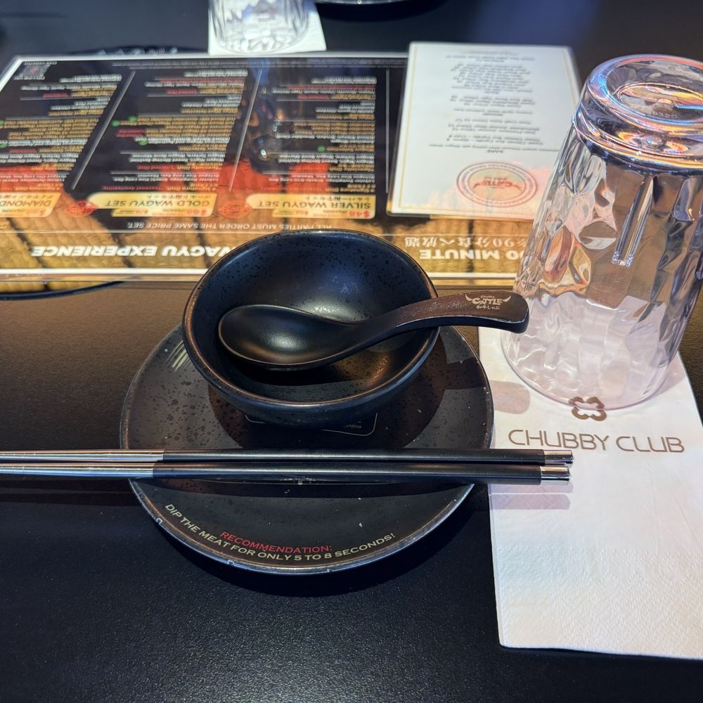 Chubby Cattle - Very nice chopsticks, plates/bowls, and napkins - Hot Pot Near Me - Novi, Michigan