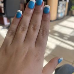 N Nails