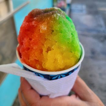 Waiola Shave Ice - Obama Rainbow - Ice Cream & Frozen Yogurt Near Me - Honolulu, Hawaii