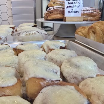 South Fork Baking Company - Cinnamon rolls - Coffee & Tea Near Me - Everett, Washington