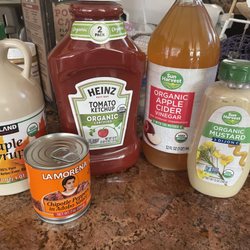 All organic ingredients for the signature BBQ Sauce