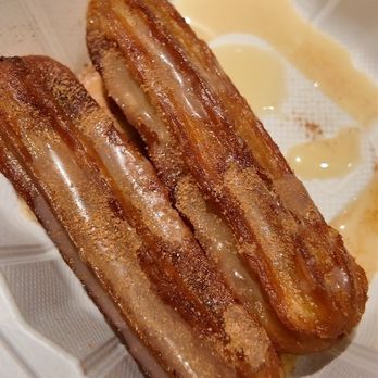 Contigo - Caramel churros - Breakfast & Brunch Near Me - Vaughan, Ontario