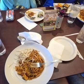 Thai St Cafe - Centennial - pad Thai, spring rolls, chicken fried rice - Thai Near Me - Las Vegas, Nevada