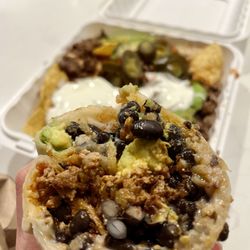 El Farolito - Super Burrito