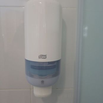 Hotel Ibis - In shower - Hotels Near Me - Cancún, ROO Hotel Ibis - In shower - Hotels Near Me - Cancún, ROO