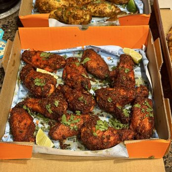 Tandoori Pizza - Pizza Near Me - Elk Grove, California Tandoori Pizza - Pizza Near Me - Elk Grove, California