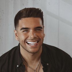 Da Vinci Dental - Our handsome patient Diydan with upper and lower porcelain veneers