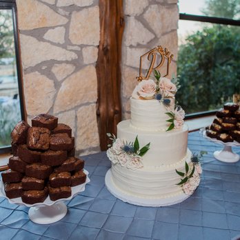 Kayla Knight Cakes - a wedding cake and brownies - Bakeries Near Me - Round Rock, Texas