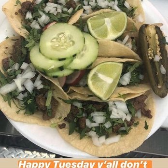 Taqueria Los Perez - Food Trucks Near Me - Corona, California