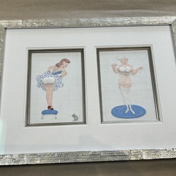 Art & Frame Naperville - Needlework perfect for the bathroom. Beautiful frame by Bella Moulding, fillet and museum glass. - Framing Near Me - Naperville, Illinois