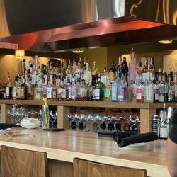 Greenhouse Restaurant - Bar