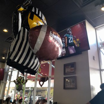 Shane's Rib Shack - Really liked that they decorated as it was inviting for the SuperBowl. - Barbeque Near Me - Glendale, Arizona Shane's Rib Shack - Really liked that they decorated as it was inviting for the SuperBowl. - Barbeque Near Me - Glendale, Arizona