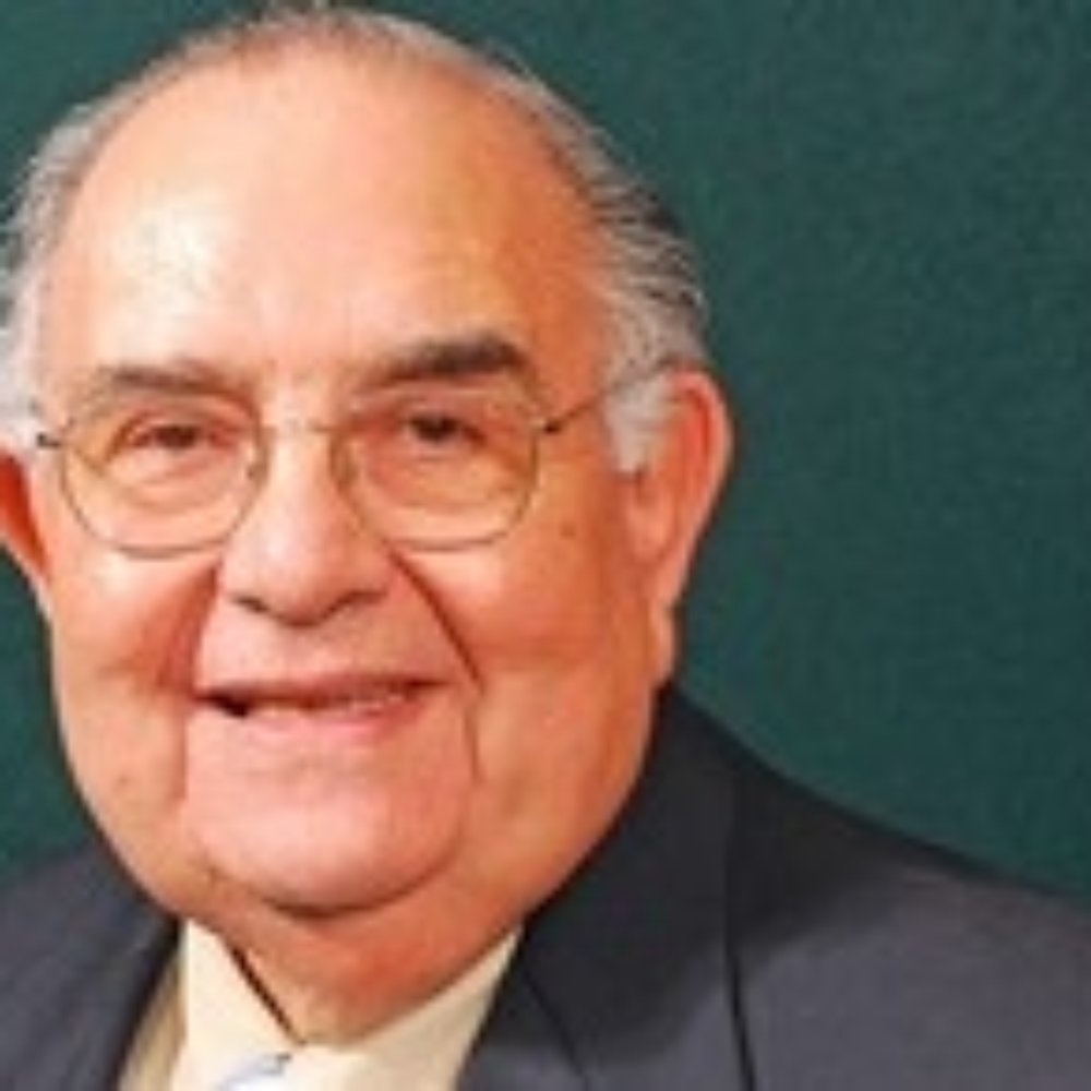 De Leon's Clinic Pharmacy - Joe DeLeon, Owner of DeLeon Pharmacy - Drugstores Near Me - Corpus Christi, Texas