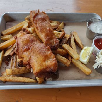 Jealous Monk - Fish and chips - Beer Gardens Near Me - Mystic, Connecticut