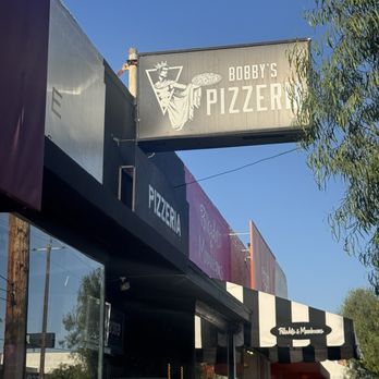 Bobby’s Pizzeria - The sign at the front. Nestled between the block of lala land and magnolia bakery. Def swing by. - Salad Near Me - Los Angeles, California Bobby’s Pizzeria - The sign at the front. Nestled between the block of lala land and magnolia bakery. Def swing by. - Salad Near Me - Los Angeles, California