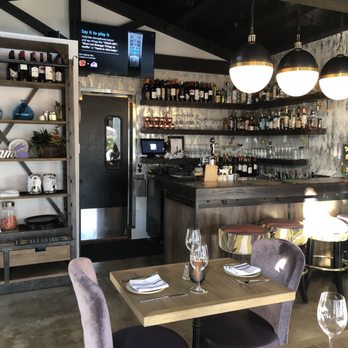 Fig 313 - Inside bar area - New American Near Me - San Clemente, California