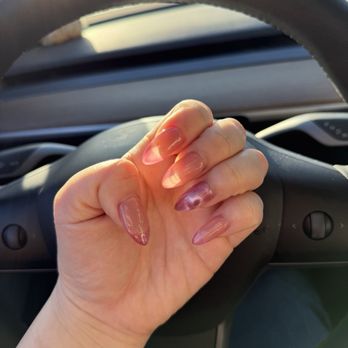 Elle Nails Spa - Nail Salons Near Me - Los Angeles, California