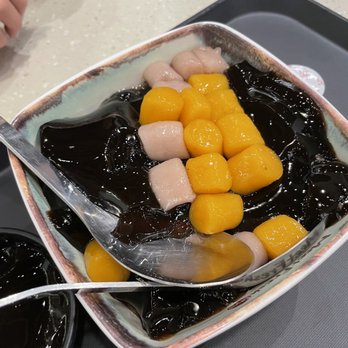 Meet Fresh - Icy Grass Jelly Signature - Desserts Near Me - Santa Clara, California Meet Fresh - Icy Grass Jelly Signature - Desserts Near Me - Santa Clara, California