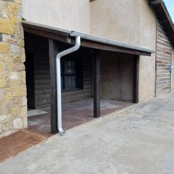 Granbury Gutters - 6" half-round galvalume on Southwestern design