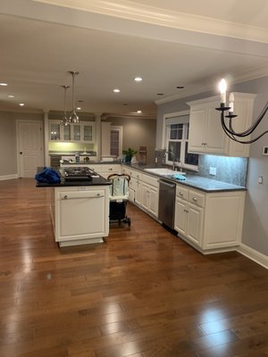 Entire Interior painting - we repainting the kitchen and living rooms to lock More Modern we strive aour selves in costomer Satisfaction Entire Interior painting - we repainting the kitchen and living rooms to lock More Modern we strive aour selves in costomer Satisfaction