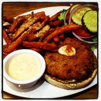 Veggie Grill by Next Level - Crab cake sandwich with sweetheart fries - Vegan Near Me - Seattle, Washington Veggie Grill by Next Level - Crab cake sandwich with sweetheart fries - Vegan Near Me - Seattle, Washington