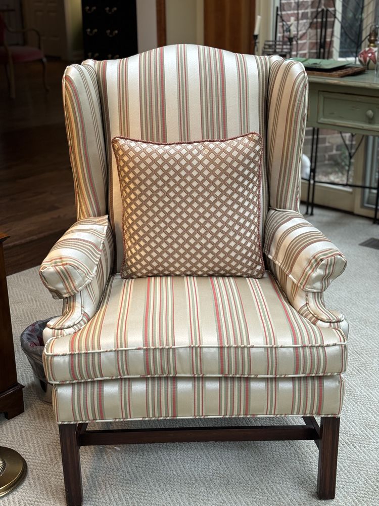 Willow Drapery & Upholstery - upholstery in Glenview, IL