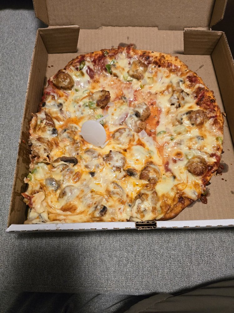 Food from Jeff's Pizza Shop