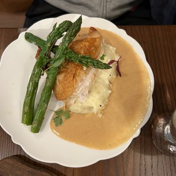 Dawn Manor - Chapped Amish Chicken - American Near Me - Baraboo, Wisconsin