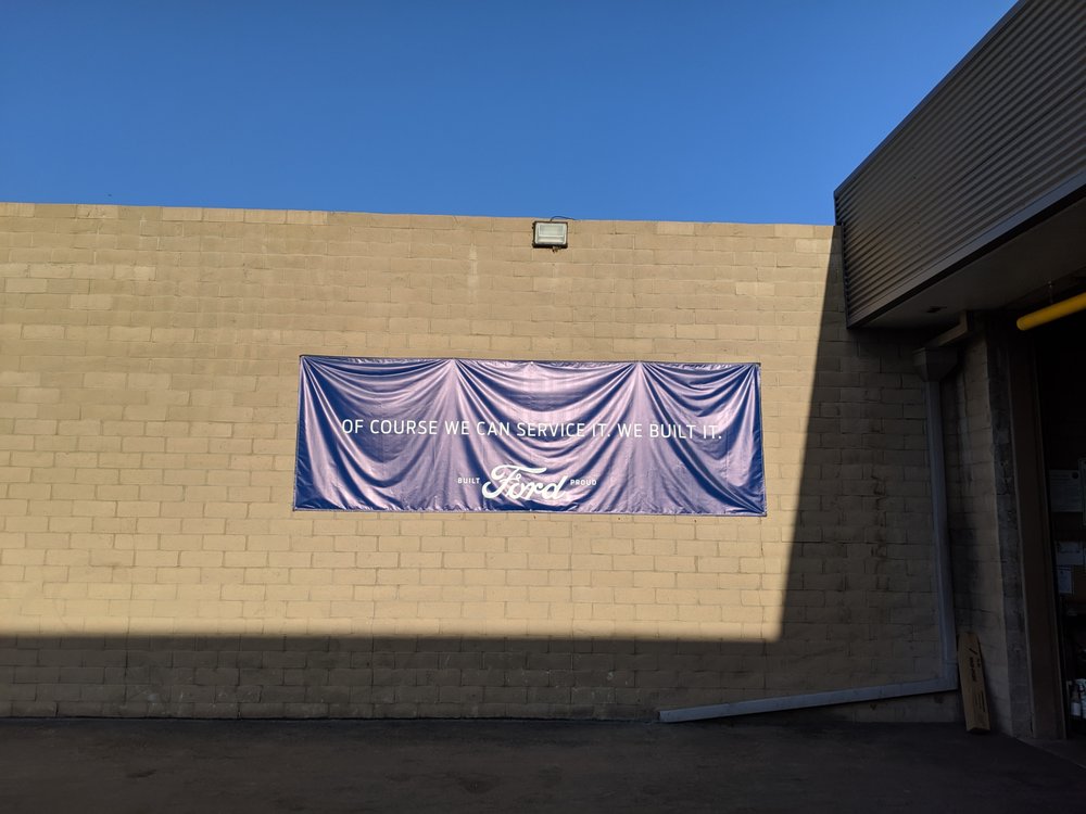 JIM BURKE FORD 78 Photos & 135 Reviews 2001 Oak St, Bakersfield, California Car Dealers