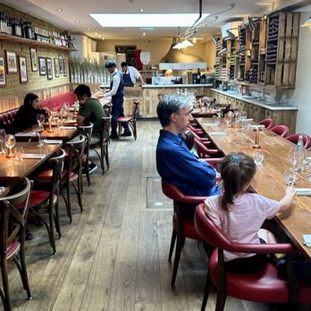 Cacciari's - Italian Near Me - London, XGL Cacciari's - Italian Near Me - London, XGL