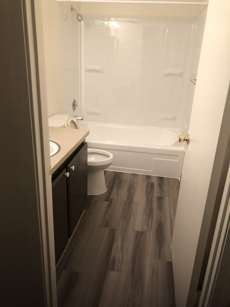 CEDARS WEST APARTMENTS Updated August 2024 26 Photos 12625 SW