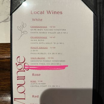 V Lounge - Excellent Sauv Blanc - New American Near Me - Solvang, California