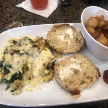 Another Broken Egg Cafe - Egg Scramble with seasoned potatoes - Breakfast & Brunch Near Me - Jacksonville, Florida