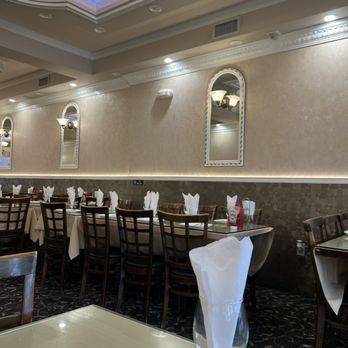 Salute - Ambiance - Middle Eastern Near Me - Forest Hills, New York