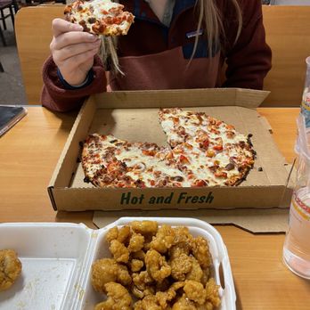 Curry Pizza - orange chicken and chicken bacon pizza - Indian Near Me - Bicknell, Utah Curry Pizza - orange chicken and chicken bacon pizza - Indian Near Me - Bicknell, Utah