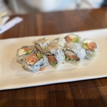 Maki & Sushi - Arcadia - Philadelphia Roll - Sushi Bars Near Me - Arcadia, California Maki & Sushi - Arcadia - Philadelphia Roll - Sushi Bars Near Me - Arcadia, California