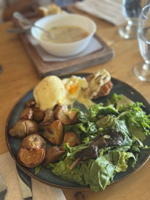 Uli's Restaurant by null