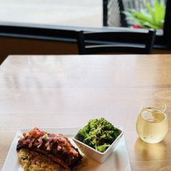 Brick and Mortar Pub