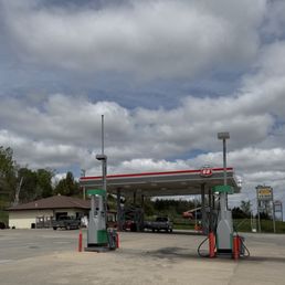 Exterior photo of Phillips 66 - Bellevue, Nebraska Exterior photo of Phillips 66 - Bellevue, Nebraska