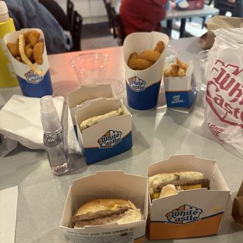 White Castle - sliders and onion chips - Fast Food Near Me - Las Vegas, Nevada White Castle - sliders and onion chips - Fast Food Near Me - Las Vegas, Nevada