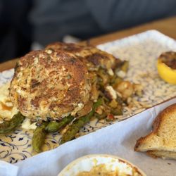 Kinfolk Southern Kitchen - Crab cakes - a bit meh on this one